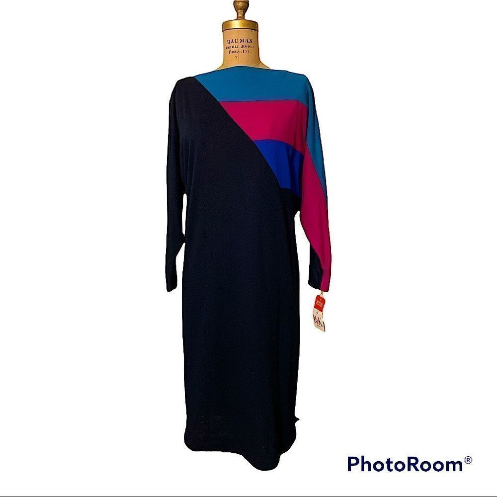 Vintage R & K Originals Petite 1980s Raglan Sleeve Shift Dress